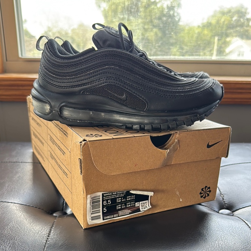 Nike Women’s Air Max 97